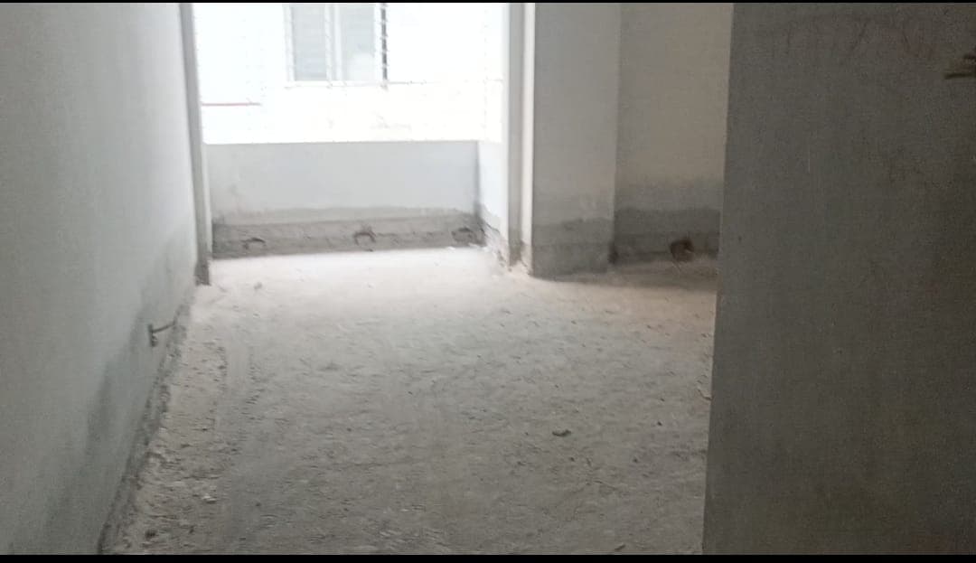 Ready 1,500 sqft 3 Bed Flat for Sale in Sector 5, Uttara | Lift & Generator, Parking