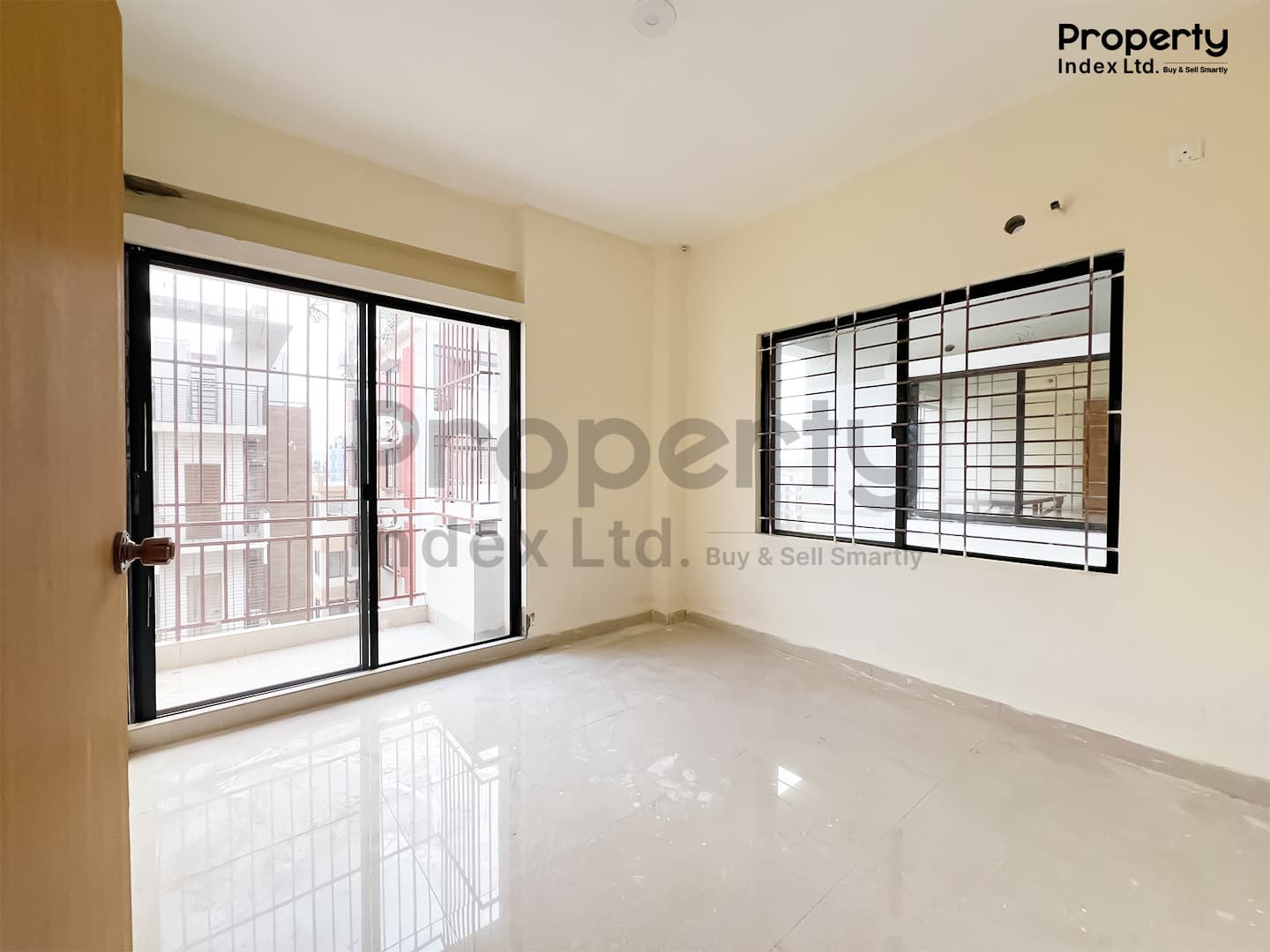 Ready 1,410 sqft 3 Bed Flat for Sale in Block J, Bashundhara R/A | Lift & Generator, Parking