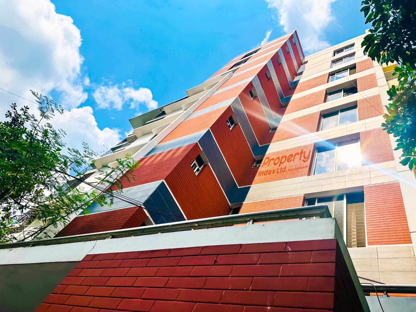 Ready 2,200 sqft 4 Bed Flat for Sale in Block A, Bashundhara R/A | Lift & Generator, Parking